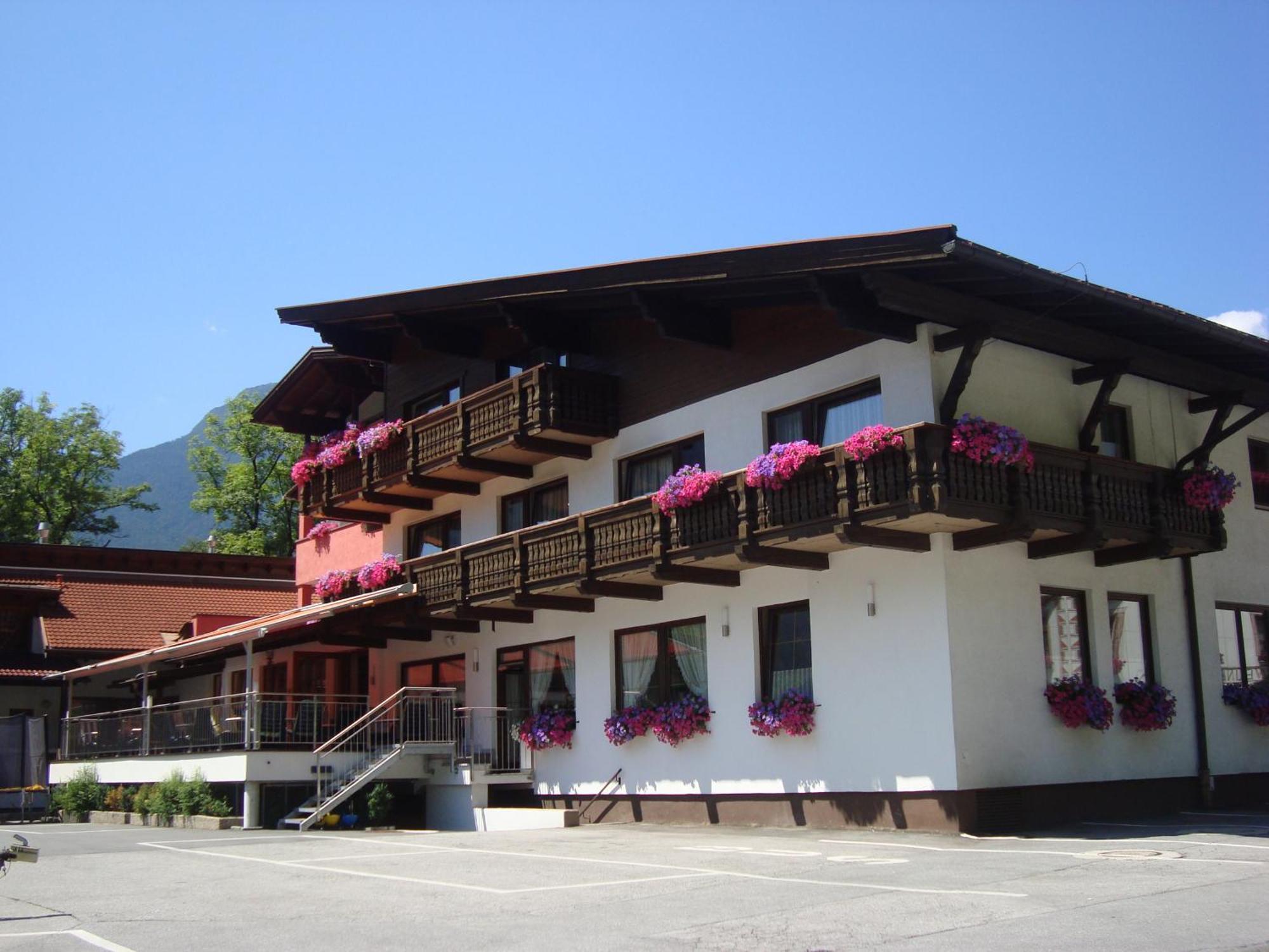 Hotel Auderer Imst Exterior photo